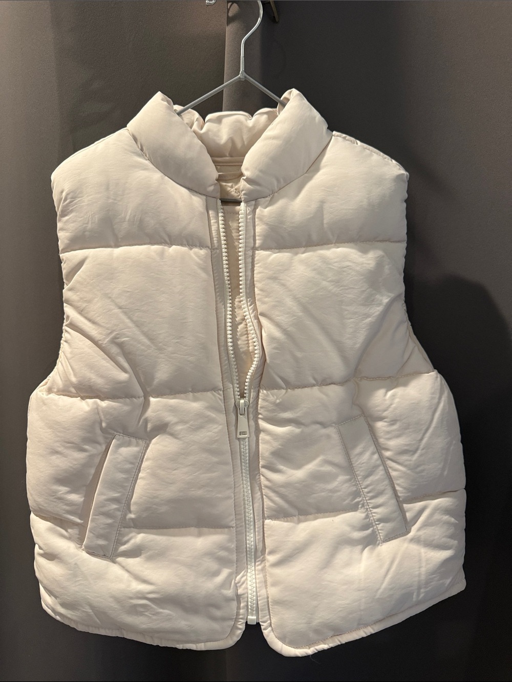 Zara Cream Quilted Sleeveless Puffer Vest